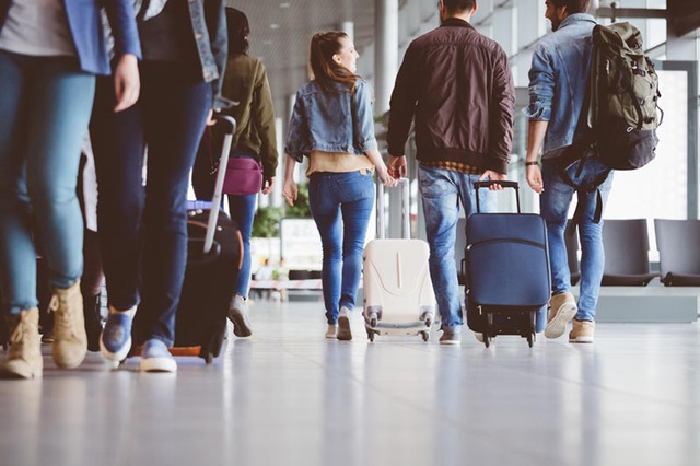 Hỏi người trẻ &quot;Tết có ý nghĩa gì?&quot;, chuyên gia tâm lý nhận câu trả lời bất ngờ - Ảnh 1.