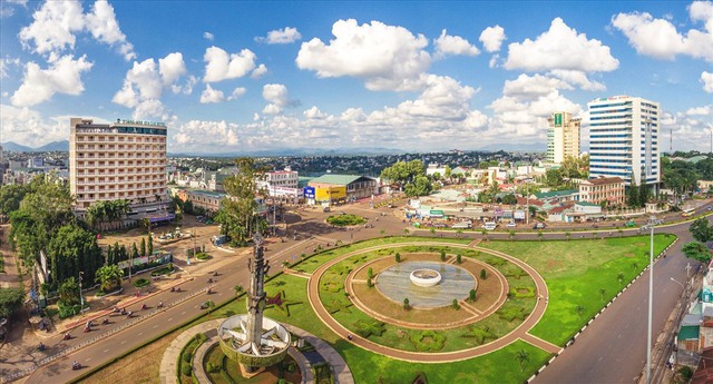 Tỉnh lớn thứ nhì Việt Nam sẽ trở thành "Cao nguyên sinh thái- đô thị đại ngàn" - Ảnh 2. Tỉnh lớn thứ nhì Việt Nam sẽ trở thành "Cao nguyên sinh thái- đô thị đại ngàn" - Ảnh 2.
