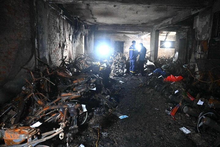 Công an Hà Nội thông tin việc điều tra vụ cháy chung cư mini 56 người tử vong - Ảnh 1.