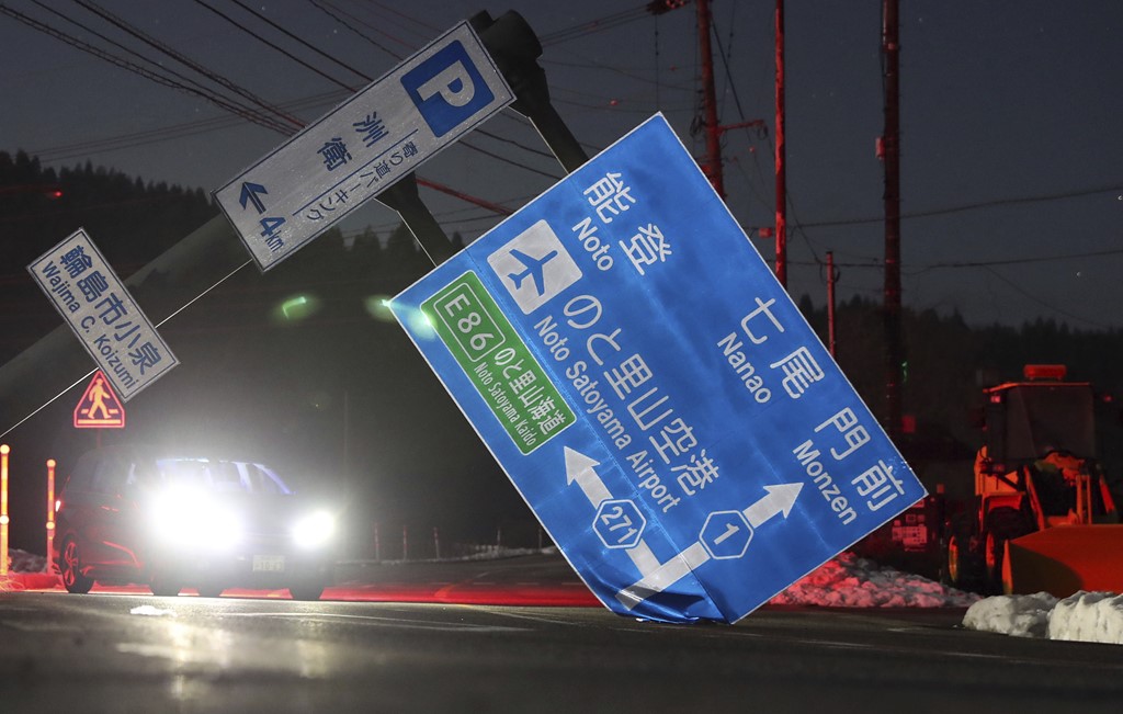 Động đất mạnh ở Nhật Bản: Ít nhất 6 người thiệt mạng, gần 100.000 người được lệnh sơ tán - Ảnh 6.