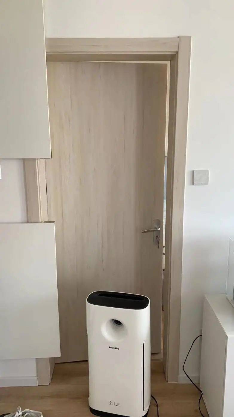 Xu hướng tiêu dùng mới: Giới trẻ "chuộng" mua đồ cũ vì phù hợp với túi tiền- Ảnh 1. Xu hướng tiêu dùng mới: Giới trẻ "chuộng" mua đồ cũ vì phù hợp với túi tiền- Ảnh 1.