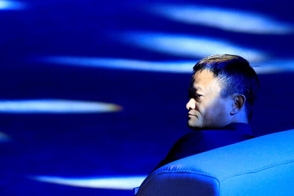 Jack Ma bí mật mua lại 200 triệu USD cổ phiếu Alibaba: Liệu huyền thoại TMĐT Trung Quốc có định lấy lại ngai vàng? - Ảnh 1.