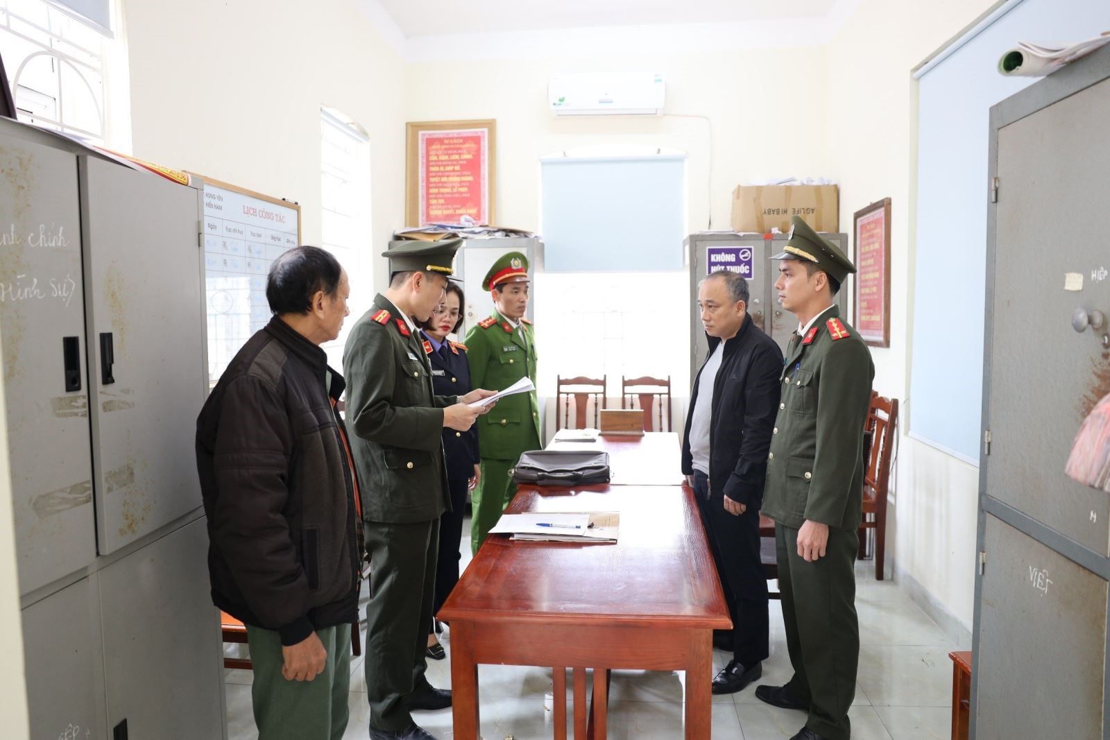 Bắt cựu Tổng Giám đốc Công ty Bất động sản Thăng Long Nguyễn Thế Hùng - Ảnh 1.