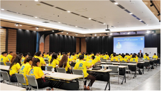 Chuẩn hóa hoạt động sàn giao dịch bất động sản chỉ trên một nền tảng RecBook - Ảnh 2. Chuẩn hóa hoạt động sàn giao dịch bất động sản chỉ trên một nền tảng RecBook - Ảnh 2.