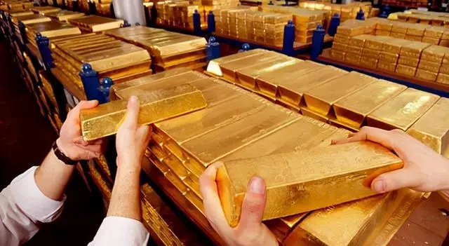 Người phụ nữ mang 1,5 kg vàng đi bán, ngân hàng lập tức báo cảnh sát: Chân tướng vụ án mất 800 lượng vàng vào 19 năm trước được vạch trần, 2 người bị bắt - Ảnh 3.