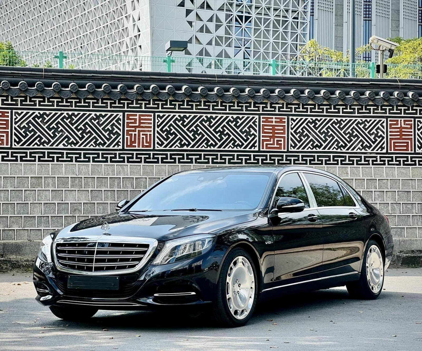 Ngân hàng đang thanh lý nhiều chiếc Maybach, BMW, Lexus…. - Ảnh 1.