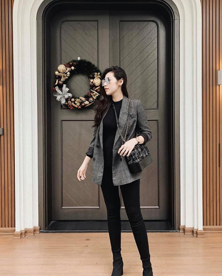 Mở màn năm 2024, Á hậu Tú Anh ''flex'' không gian sống sang chảnh: Thiết kế Indochine đẹp mắt, nhìn thôi đã thấy mê mẩn- Ảnh 7. Mở màn năm 2024, Á hậu Tú Anh ''flex'' không gian sống sang chảnh: Thiết kế Indochine đẹp mắt, nhìn thôi đã thấy mê mẩn- Ảnh 7.