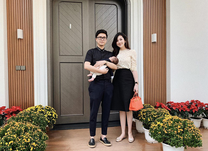 Mở màn năm 2024, Á hậu Tú Anh ''flex'' không gian sống sang chảnh: Thiết kế Indochine đẹp mắt, nhìn thôi đã thấy mê mẩn- Ảnh 9. Mở màn năm 2024, Á hậu Tú Anh ''flex'' không gian sống sang chảnh: Thiết kế Indochine đẹp mắt, nhìn thôi đã thấy mê mẩn- Ảnh 9.