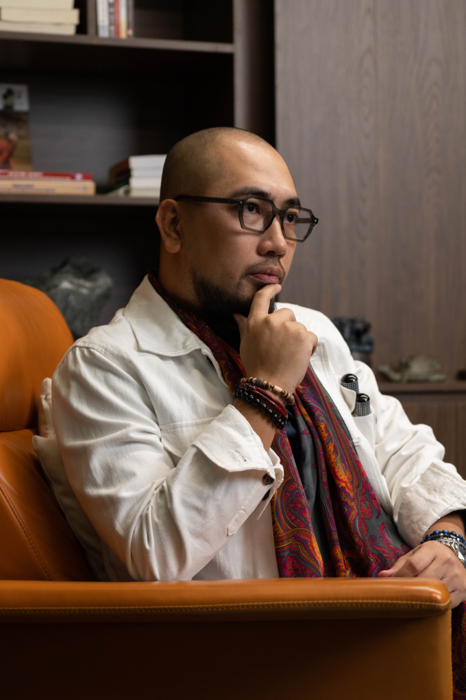 Tới gần 100 căn nhà giới thượng lưu, Hoàng Đức Nhà TO: Họ không rảnh đi mua từng cái cây decor Tết nhưng bỏ thời gian tự làm điều này - Ảnh 1.