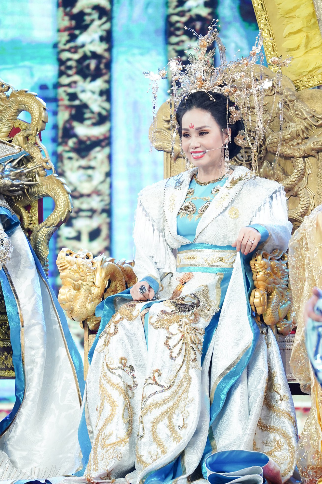Táo Xuân 2024: Cẩm Ly tái xuất, một sao nam lần đầu làm "Ngọc Hoàng"- Ảnh 1. Táo Xuân 2024: Cẩm Ly tái xuất, một sao nam lần đầu làm "Ngọc Hoàng"- Ảnh 1.