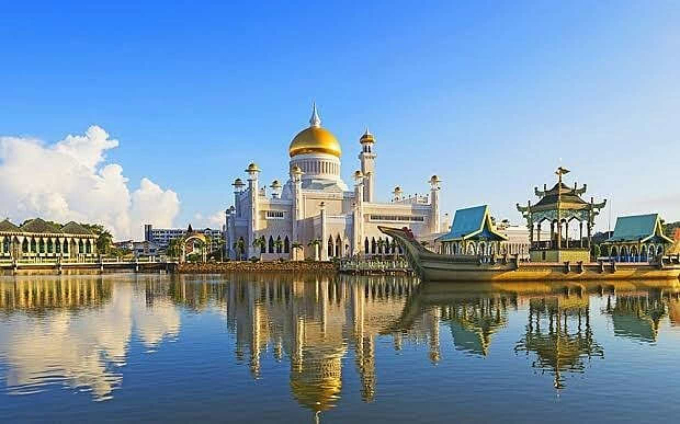 Hoàng tộc của “Hoàng tử tỷ đô Brunei” giàu có cỡ nào? Không phải cung điện vàng ròng, độ xa hoa vượt rất xa hình dung của người thường - Ảnh 6. Hoàng tộc của “Hoàng tử tỷ đô Brunei” giàu có cỡ nào? Không phải cung điện vàng ròng, độ xa hoa vượt rất xa hình dung của người thường - Ảnh 6.
