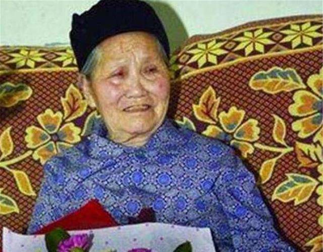 Cụ bà sống thọ 127 tuổi nhờ 3 thói quen đơn giản, không phải tập thể dục- Ảnh 1. Cụ bà sống thọ 127 tuổi nhờ 3 thói quen đơn giản, không phải tập thể dục- Ảnh 1.