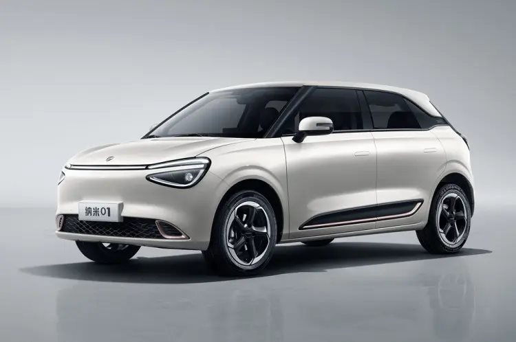 Thị trường ô tô sắp đón thêm 1 mẫu xe điện mini, giá cực rẻ chỉ 270 triệu đồng, trang bị loạt công nghệ xịn cho giới trẻ - Ảnh 1. Thị trường ô tô sắp đón thêm 1 mẫu xe điện mini, giá cực rẻ chỉ 270 triệu đồng, trang bị loạt công nghệ xịn cho giới trẻ - Ảnh 1.