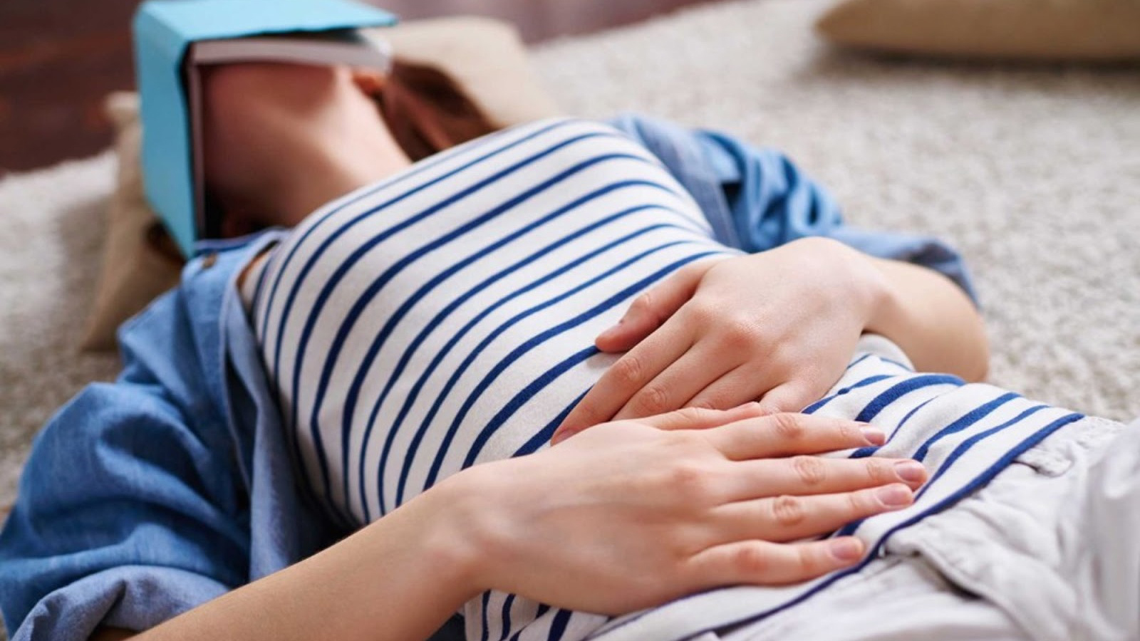 Đột quỵ không bỏ qua cho người trẻ: Dưới 45 tuổi, dù nam hay nữ có 2 thói quen này thì rất dễ mắc- Ảnh 2. Đột quỵ không bỏ qua cho người trẻ: Dưới 45 tuổi, dù nam hay nữ có 2 thói quen này thì rất dễ mắc- Ảnh 2.