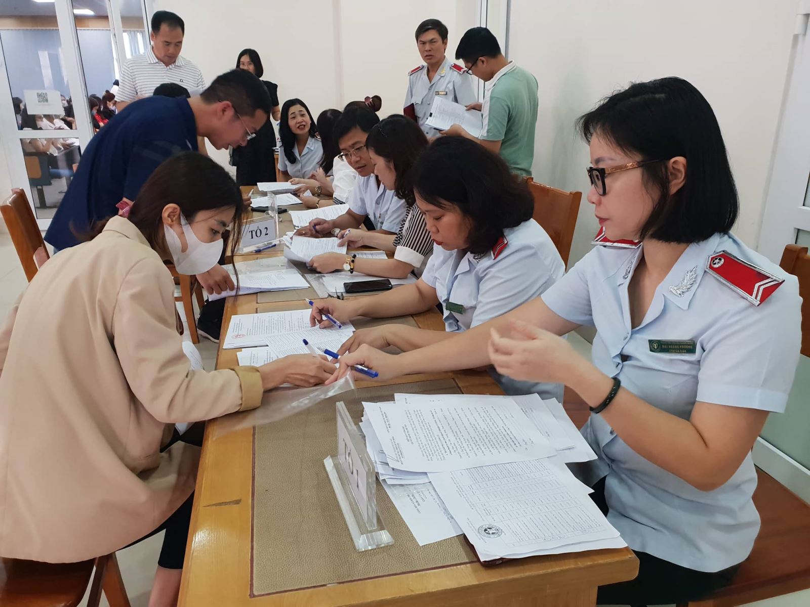 Năm 2024, Hà Nội sẽ thanh tra, kiểm tra gần 3.500 đơn vị về bảo hiểm xã hội - Ảnh 1.