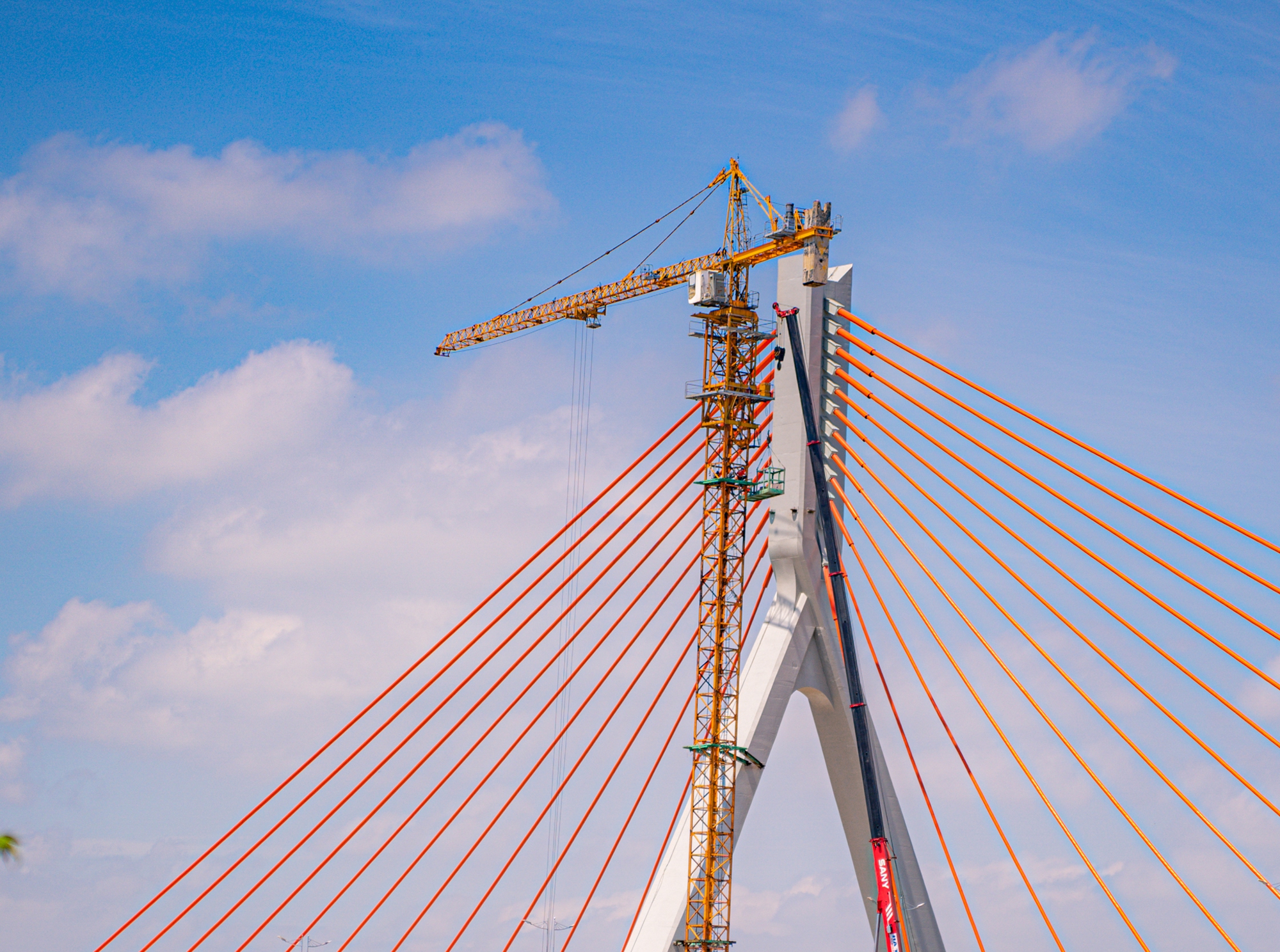 Ngắm cầu dây văng nghìn tỷ đầu tiên của tỉnh tăng trưởng cao nhất cả nước trước ngày thông xe- Ảnh 6.