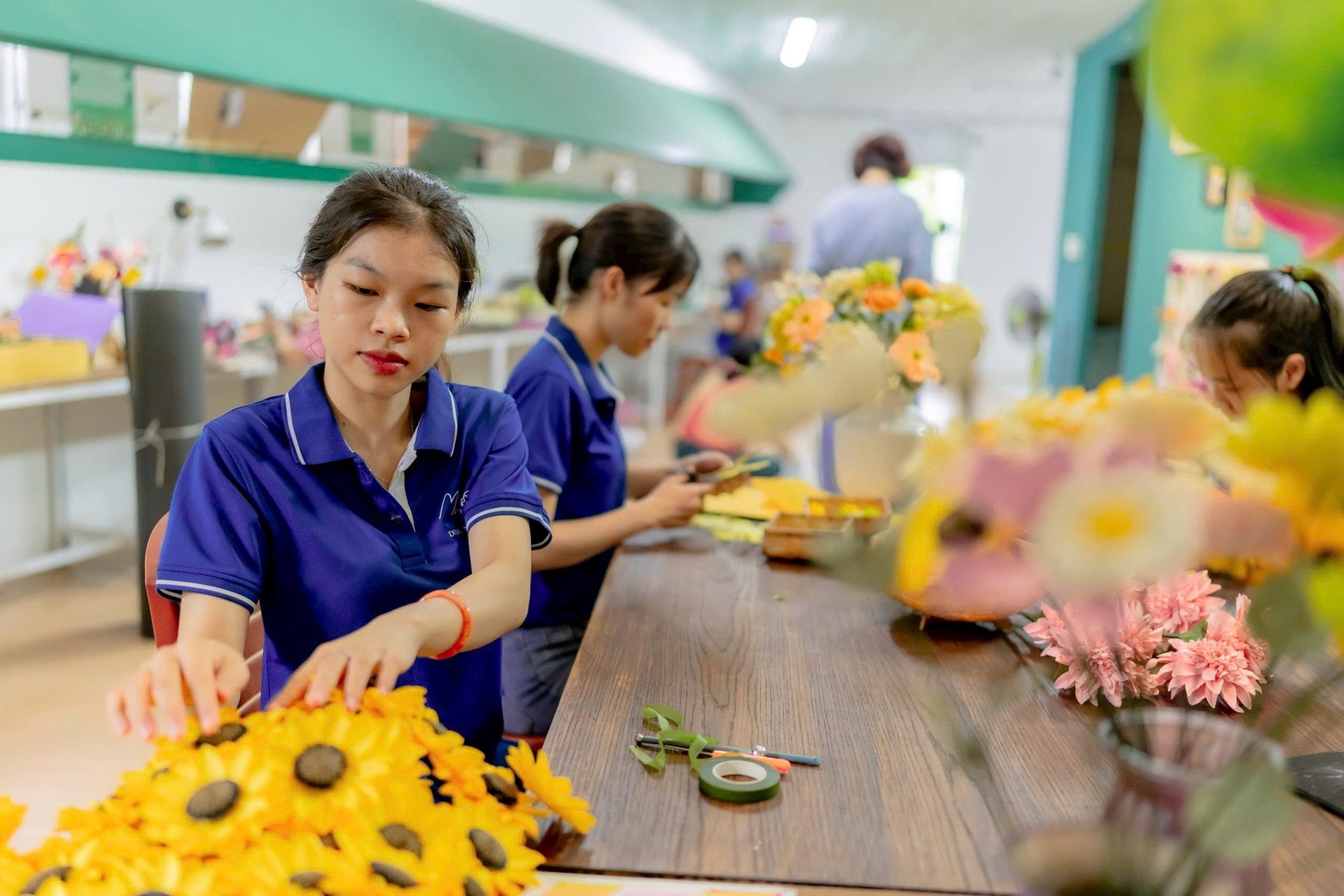 Những bông hoa ở Maypaperflower: Chuyến du lịch về làng nghề 300 tuổi xứ Huế và quyết định startup làm hoa giấy thủ công xuất khẩu của cựu nhân viên ngân hàng- Ảnh 7.