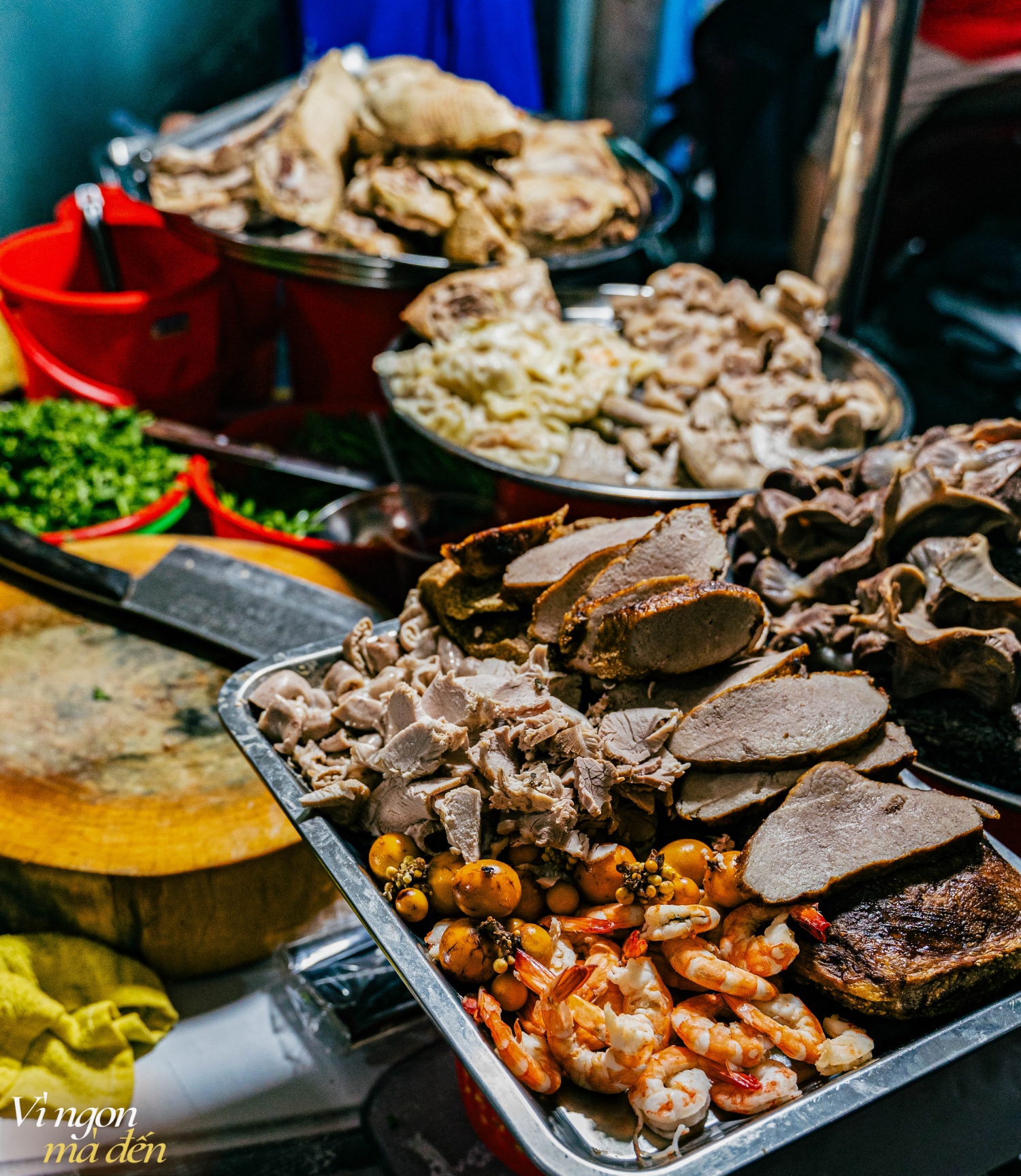 Tiệm ăn nằm trong sâu tít trong con hẻm nhỏ khó tìm nhưng vẫn nổi tiếng nhờ món hủ tiếu ăn cùng topping đặc biệt không nơi nào có- Ảnh 2. Tiệm ăn nằm trong sâu tít trong con hẻm nhỏ khó tìm nhưng vẫn nổi tiếng nhờ món hủ tiếu ăn cùng topping đặc biệt không nơi nào có- Ảnh 2.