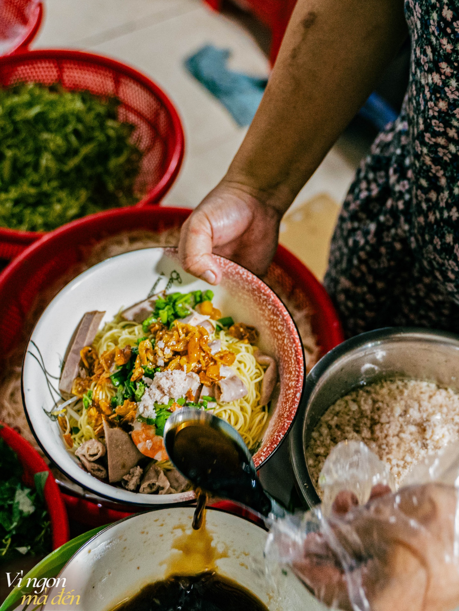 Tiệm ăn nằm trong sâu tít trong con hẻm nhỏ khó tìm nhưng vẫn nổi tiếng nhờ món hủ tiếu ăn cùng topping đặc biệt không nơi nào có- Ảnh 7. Tiệm ăn nằm trong sâu tít trong con hẻm nhỏ khó tìm nhưng vẫn nổi tiếng nhờ món hủ tiếu ăn cùng topping đặc biệt không nơi nào có- Ảnh 7.