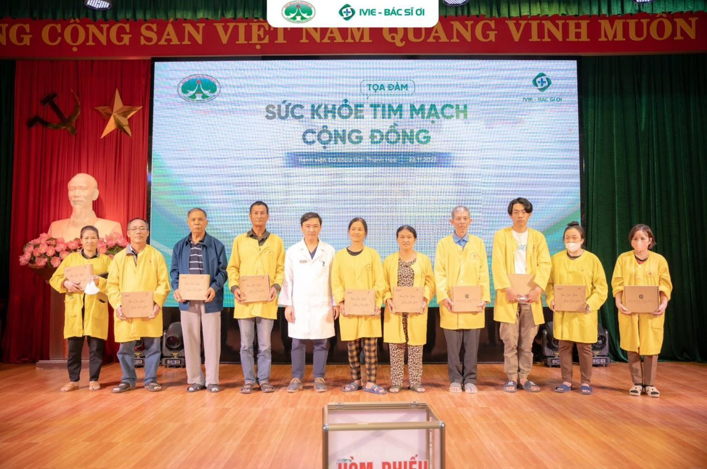 Có một ‘chuyến tàu sức khỏe’ đang lăn bánh từ các thành phố lớn cho đến từng ngõ hẹp của các tỉnh miền núi và khu vực ĐBSCL- Ảnh 3.