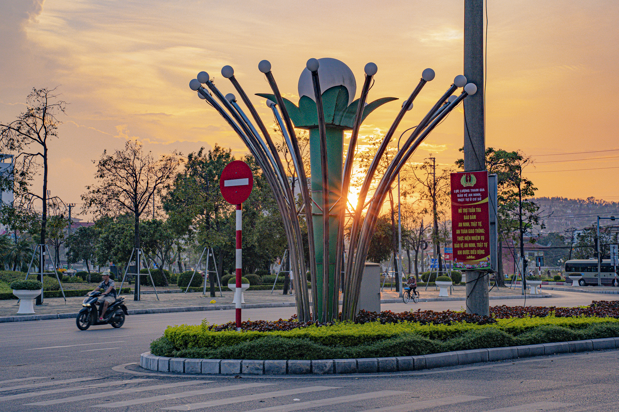 Chỉ sau 10 năm một huyện đã nhảy vọt lên thành phố, đến nay xuất hiện hàng loạt dự án “khủng”, một hồ nước cũng được đề xuất đầu tư 10.000 tỷ- Ảnh 12.