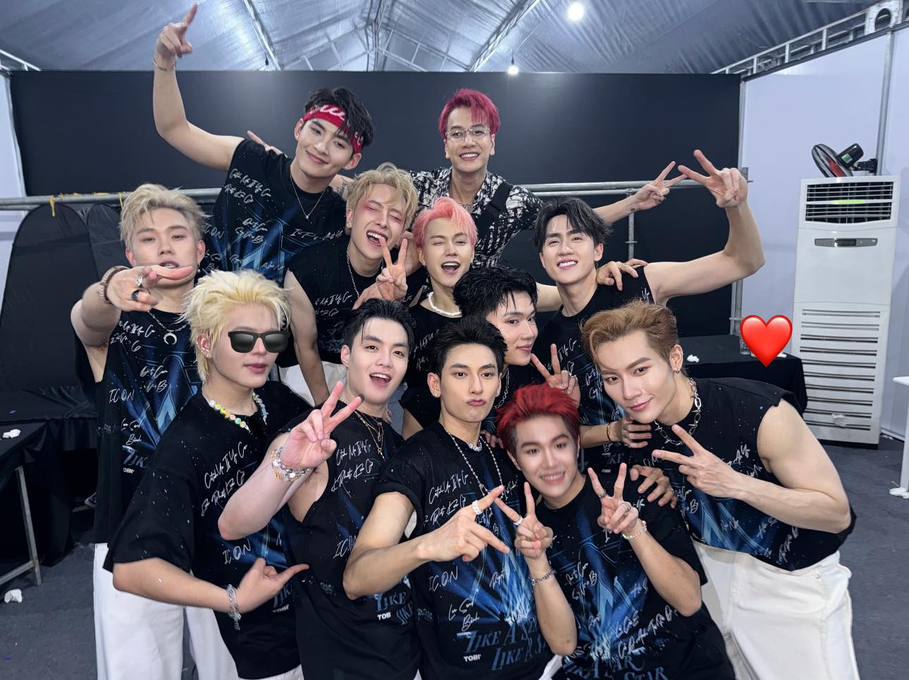 Nhìn lại 2 đêm concert Anh Trai Say Hi: Tín hiệu đáng mừng của Vpop, kỷ nguyên mới cho văn hoá idol quốc nội, nhưng…- Ảnh 11. Nhìn lại 2 đêm concert Anh Trai Say Hi: Tín hiệu đáng mừng của Vpop, kỷ nguyên mới cho văn hoá idol quốc nội, nhưng…- Ảnh 11.
