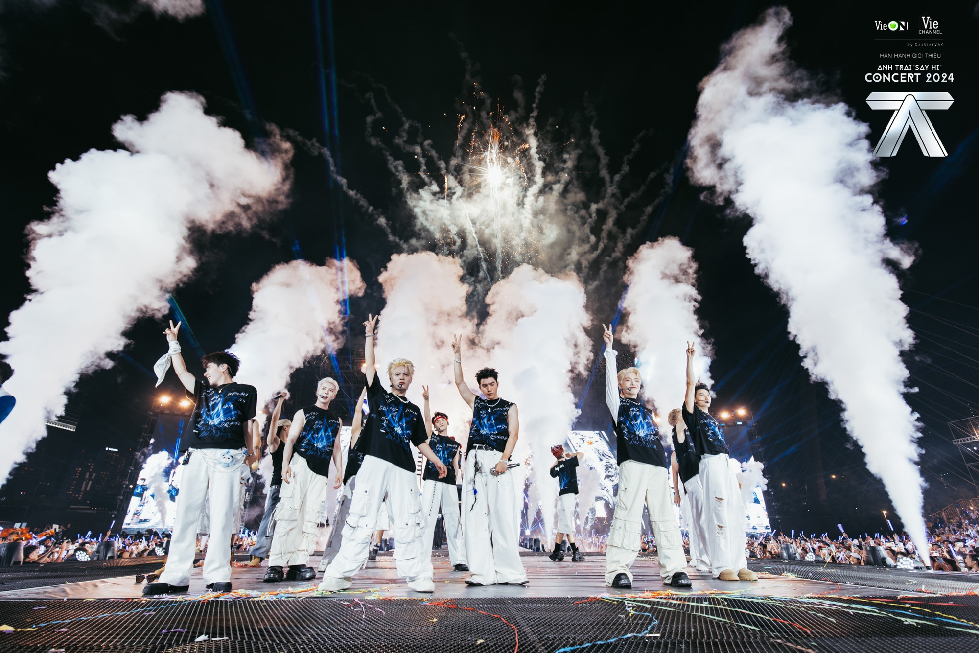 Nhìn lại 2 đêm concert Anh Trai Say Hi: Tín hiệu đáng mừng của Vpop, kỷ nguyên mới cho văn hoá idol quốc nội, nhưng…- Ảnh 18. Nhìn lại 2 đêm concert Anh Trai Say Hi: Tín hiệu đáng mừng của Vpop, kỷ nguyên mới cho văn hoá idol quốc nội, nhưng…- Ảnh 18.