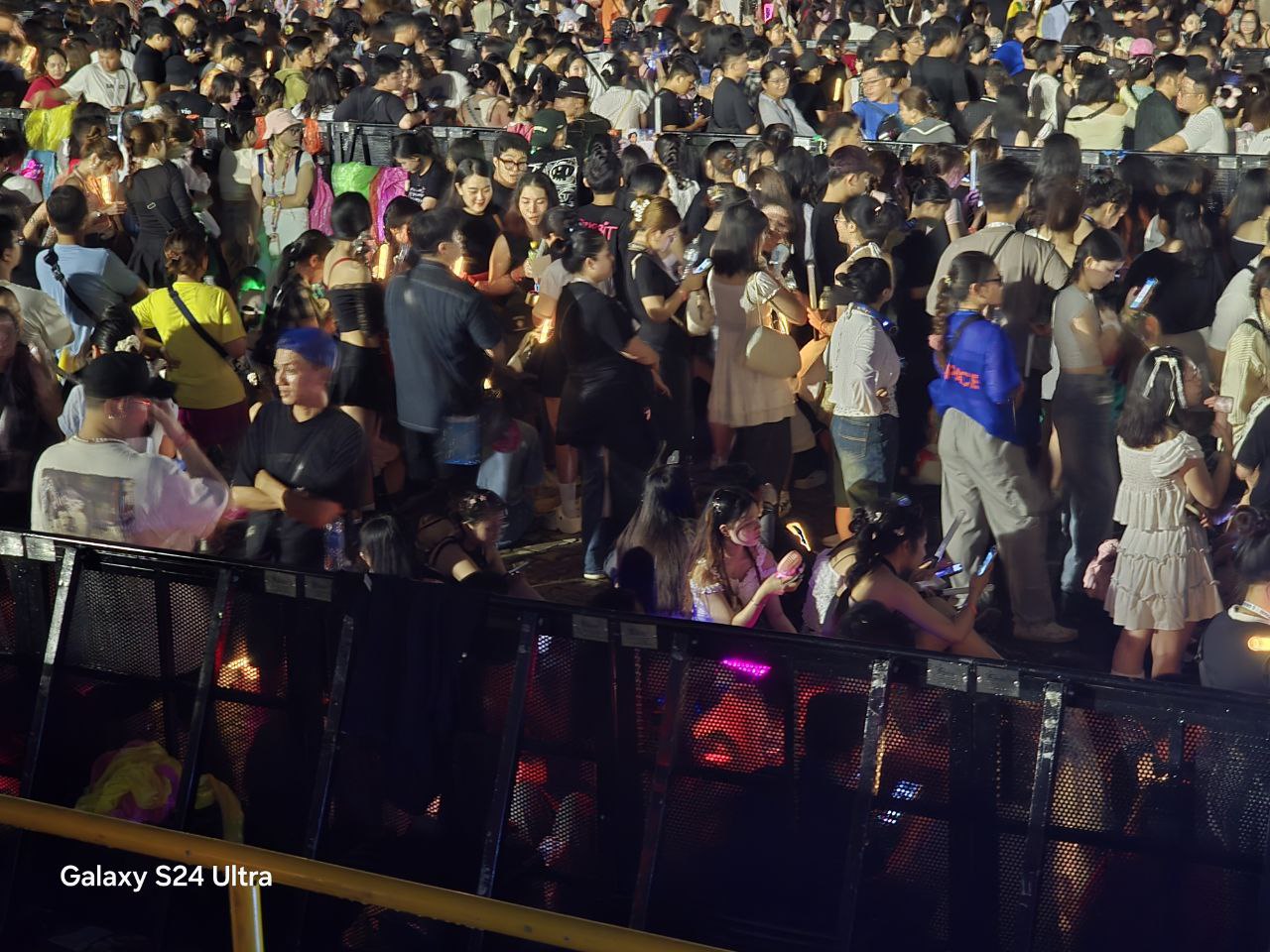 Nhìn lại 2 đêm concert Anh Trai Say Hi: Tín hiệu đáng mừng của Vpop, kỷ nguyên mới cho văn hoá idol quốc nội, nhưng…- Ảnh 10. Nhìn lại 2 đêm concert Anh Trai Say Hi: Tín hiệu đáng mừng của Vpop, kỷ nguyên mới cho văn hoá idol quốc nội, nhưng…- Ảnh 10.