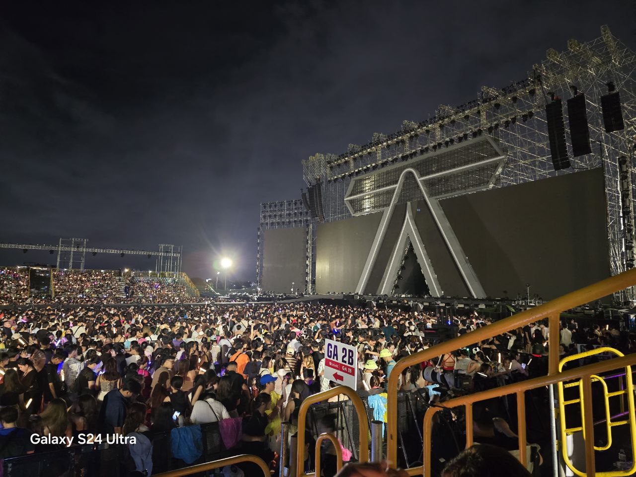 Nhìn lại 2 đêm concert Anh Trai Say Hi: Tín hiệu đáng mừng của Vpop, kỷ nguyên mới cho văn hoá idol quốc nội, nhưng…- Ảnh 8. Nhìn lại 2 đêm concert Anh Trai Say Hi: Tín hiệu đáng mừng của Vpop, kỷ nguyên mới cho văn hoá idol quốc nội, nhưng…- Ảnh 8.