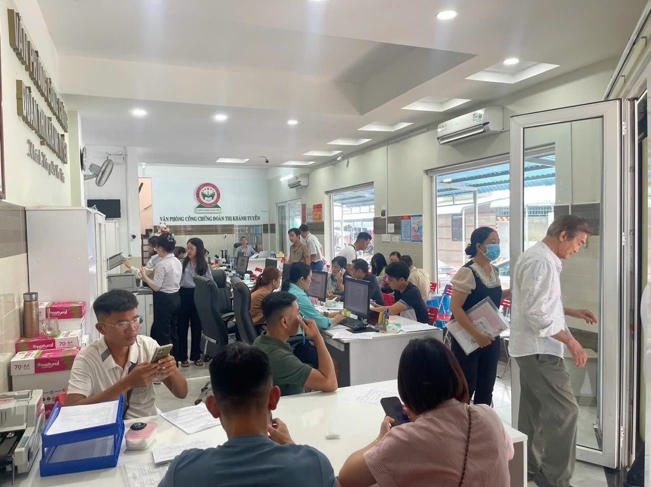 Soi đèn viết cọc 3 lô đất ngay trong đêm, nhà đầu tư phía Bắc “nam tiến” trở lại- Ảnh 8. Soi đèn viết cọc 3 lô đất ngay trong đêm, nhà đầu tư phía Bắc “nam tiến” trở lại- Ảnh 8.