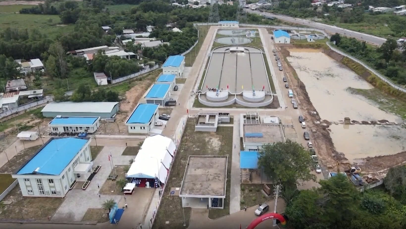 Nhà máy xử lý nước thải hơn 800 tỷ đồng chính thức vận hành, công suất 30.000 m3/ngày- Ảnh 3. Nhà máy xử lý nước thải hơn 800 tỷ đồng chính thức vận hành, công suất 30.000 m3/ngày- Ảnh 3.
