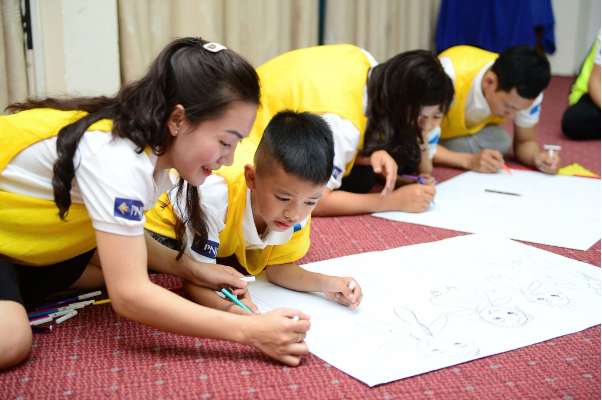 Lần đầu tiên ngày hội Gia đình trẻ tổ chức tại phố đi bộ Hồ Gươm- Ảnh 2. Lần đầu tiên ngày hội Gia đình trẻ tổ chức tại phố đi bộ Hồ Gươm- Ảnh 2.