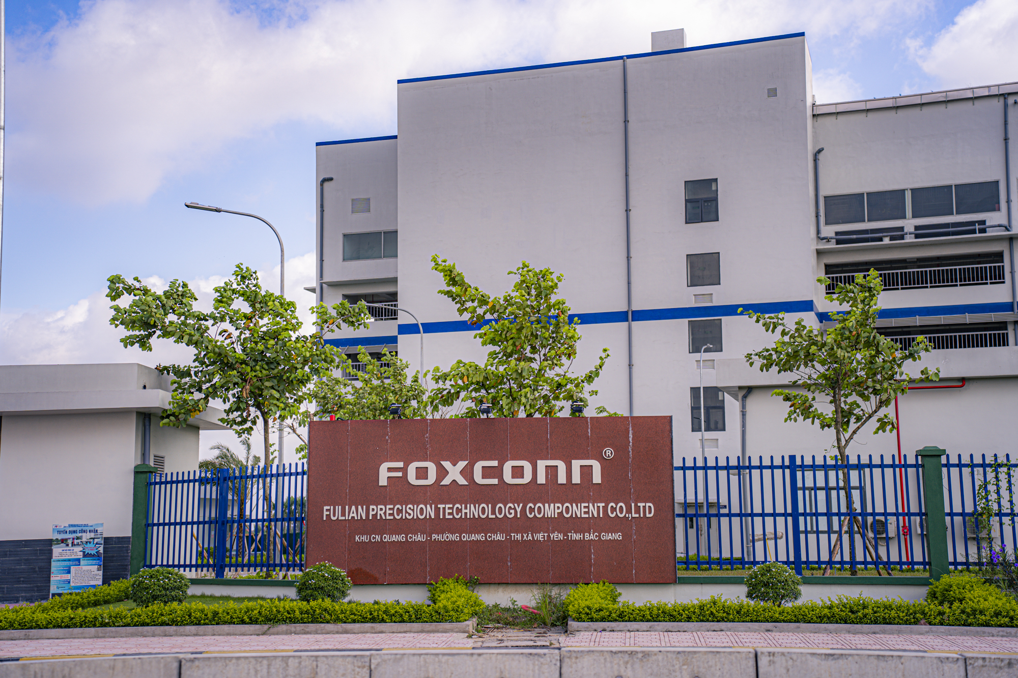 Toàn cảnh đại công trường xây nhà máy 15.000 tỷ của Foxconn để sản xuất linh kiện cho Apple tại Bắc Giang- Ảnh 7.