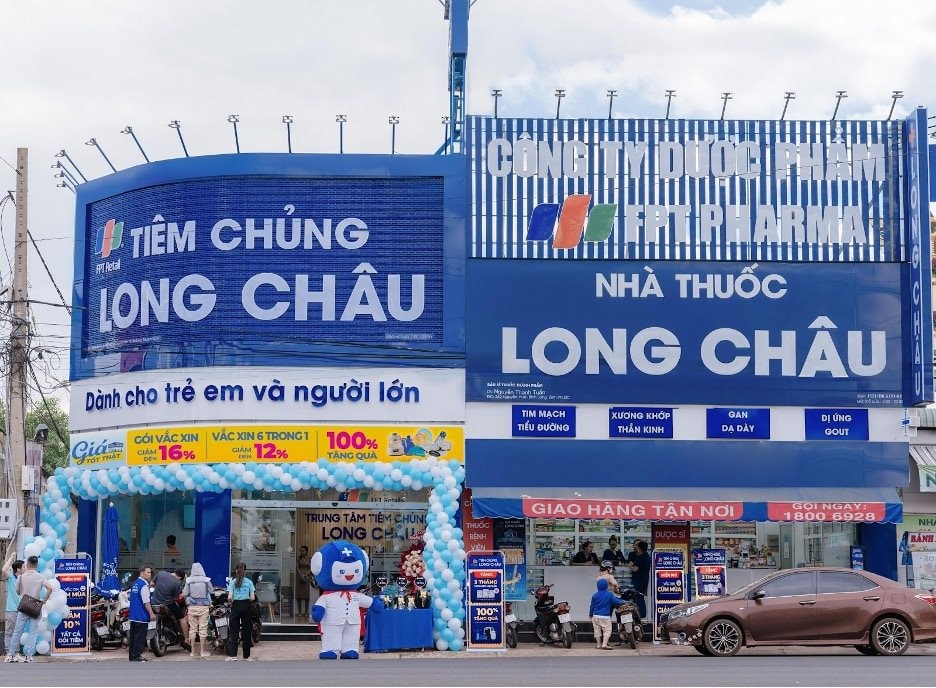 Mở rộng thần tốc như Long Châu: Tăng thêm hơn 350 điểm bán từ đầu năm, riêng quý III mở gần 150 điểm bán, góp hơn 60% doanh thu của công ty mẹ- Ảnh 2.