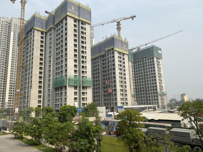 Lo ngại rủi ro khi tín dụng bất động sản tăng cao- Ảnh 1.