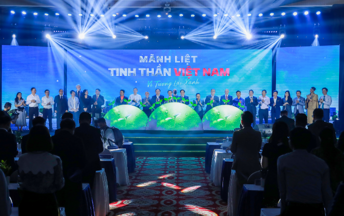 Mãnh liệt tinh thần Việt Nam vì tương lai xanh: Hướng tới chuyển đổi năng lượng sạch- Ảnh 3. Mãnh liệt tinh thần Việt Nam vì tương lai xanh: Hướng tới chuyển đổi năng lượng sạch- Ảnh 3.