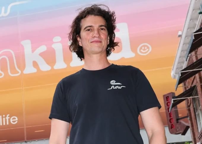 Nỗi ‘ám ảnh’ WeWork của Adam Neumann: Không thể mua lại startup cũ nên ra mắt dịch vụ văn phòng giống hệt, thừa nhận đã sống chậm lại vì sai lầm trong quá khứ- Ảnh 1.