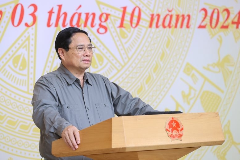 Thủ tướng Phạm Minh Chính: Chia sẻ với các nhà đầu tư, nhà thầu, không để nhà thầu cô đơn trên công trường- Ảnh 1.