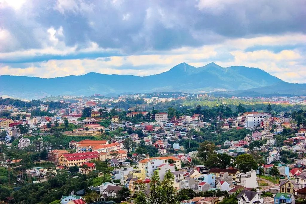 Thành phố rộng bằng một nửa Bắc Ninh đang bị quá tải, lập 5 đô thị vệ tinh “giải nén”- Ảnh 2.