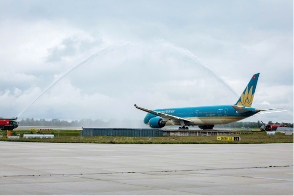 Vietnam Airlines khai trương đường bay thẳng đến thành phố Munich (Đức)- Ảnh 3.