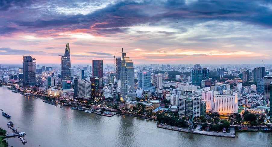 Năm 2024 và 2025, Việt Nam có thể tăng trưởng cao nhất ASEAN+3, hơn Trung Quốc, gấp 3 lần Singapore- Ảnh 2.