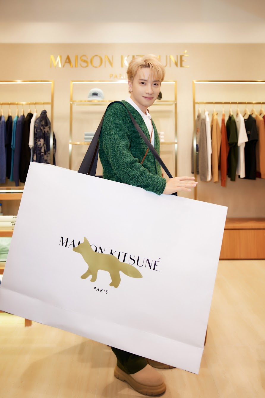 Loạt sao Việt đổ bộ Maison Kitsuné - địa điểm check in mới dành cho tín đồ thời trang giữa lòng Sài Gòn- Ảnh 9.