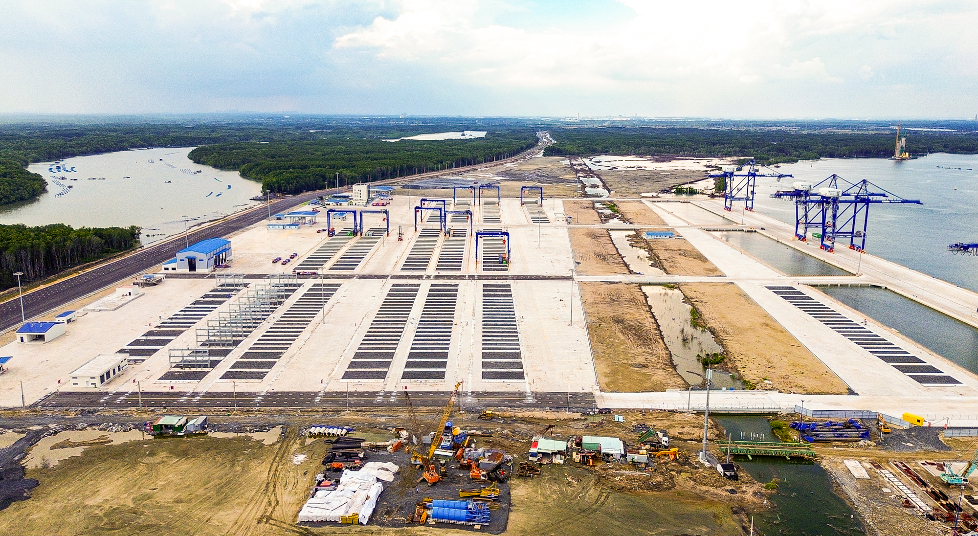 Toàn cảnh cảng biển gần 20.000 tỷ, lớn nhất Đồng Nai vừa được đưa vào khai thác- Ảnh 2.