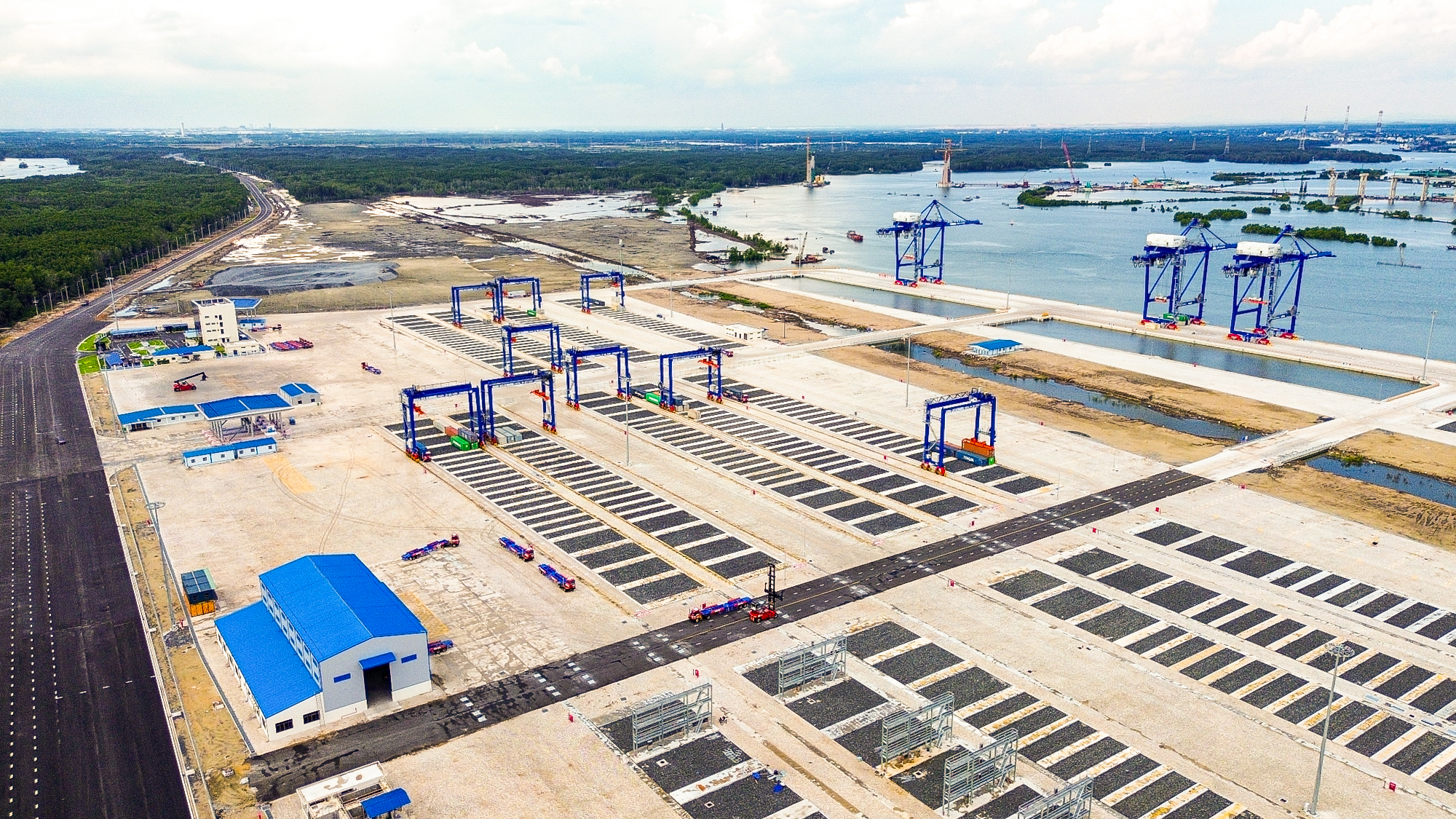 Toàn cảnh cảng biển gần 20.000 tỷ, lớn nhất Đồng Nai vừa được đưa vào khai thác- Ảnh 4.