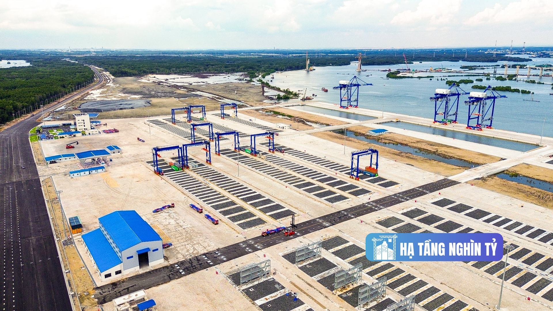 Toàn cảnh cảng biển gần 20.000 tỷ, lớn nhất Đồng Nai vừa được đưa vào khai thác- Ảnh 1.