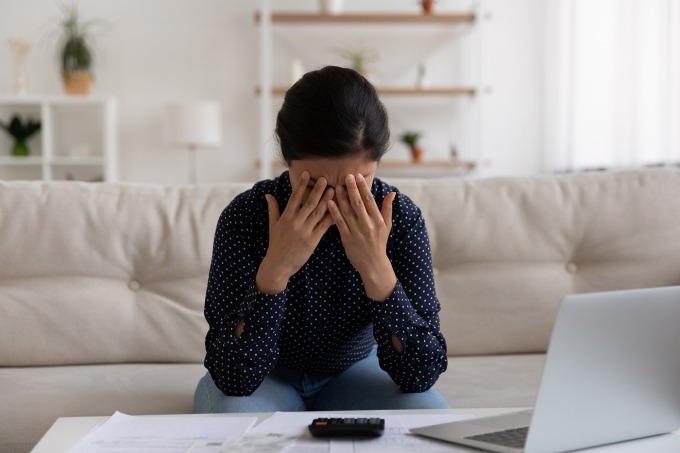 Người phụ nữ làm theo điện thoại từ ngân hàng gọi đến, nhưng kết quả là tài khoản "bốc hơi" 600 triệu đồng- Ảnh 1. Người phụ nữ làm theo điện thoại từ ngân hàng gọi đến, nhưng kết quả là tài khoản "bốc hơi" 600 triệu đồng- Ảnh 1.