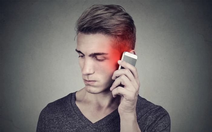 Điện thoại tiềm ẩn nguy cơ gây ung thư và vô sinh, đừng lo đã có những phương pháp này- Ảnh 1. Điện thoại tiềm ẩn nguy cơ gây ung thư và vô sinh, đừng lo đã có những phương pháp này- Ảnh 1.