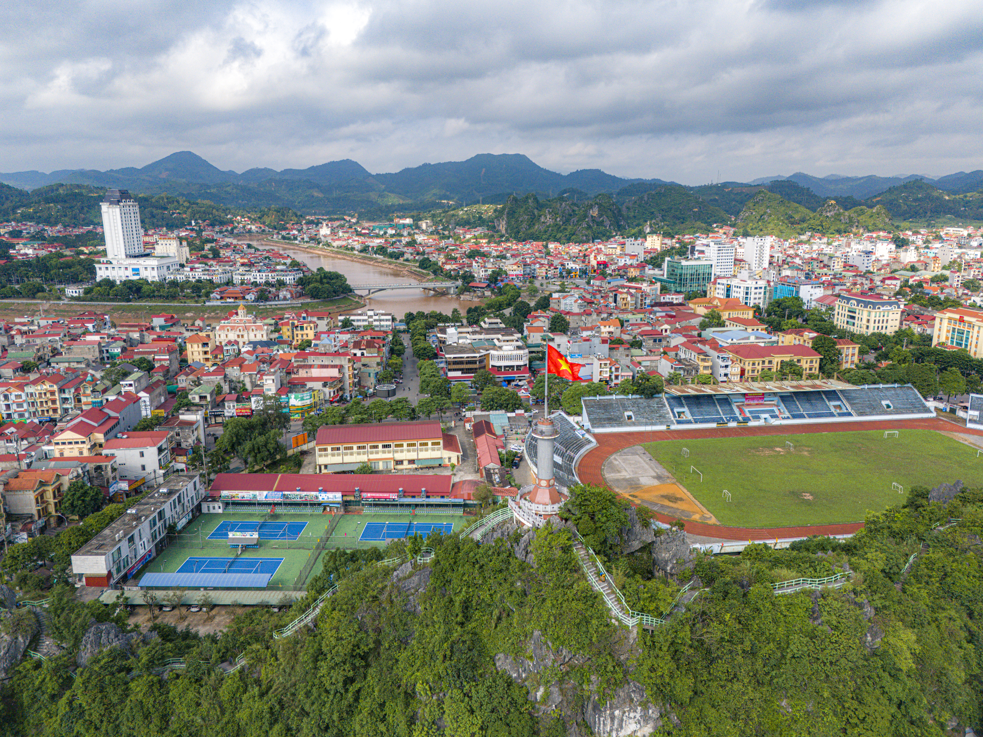 Toàn cảnh khu công nghiệp lớn nhất tỉnh Lạng Sơn đang được xây dựng, rộng bằng quận Hoàn Kiếm, vốn đầu tư hơn 6.000 tỷ- Ảnh 13.