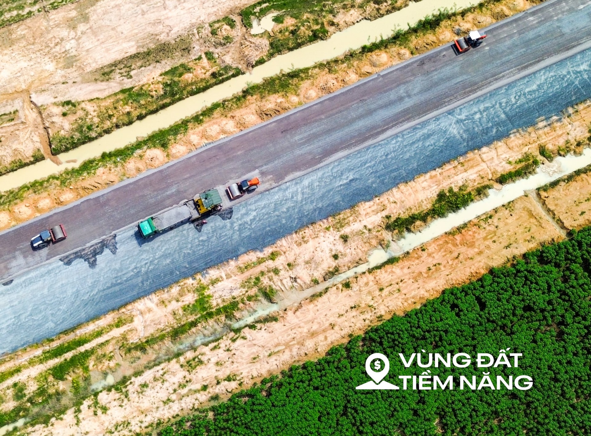 Toàn cảnh công trường dài hơn 11 km của đường Vành đai 3 qua tỉnh Đồng Nai- Ảnh 1.