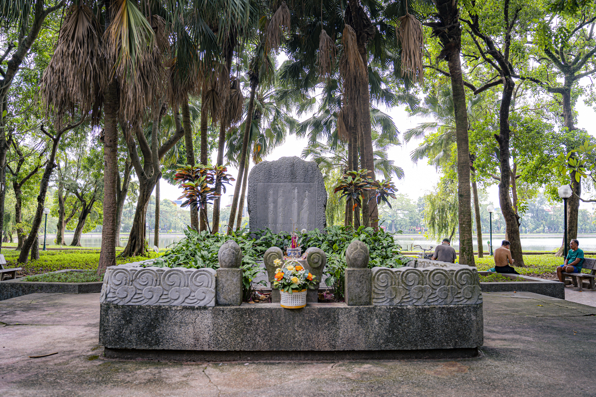 Hồ nước hình thành từ lấp sông, ngay gần UBND tỉnh, trở thành chốn an yên giữa lòng thành phố Nam Định- Ảnh 14.